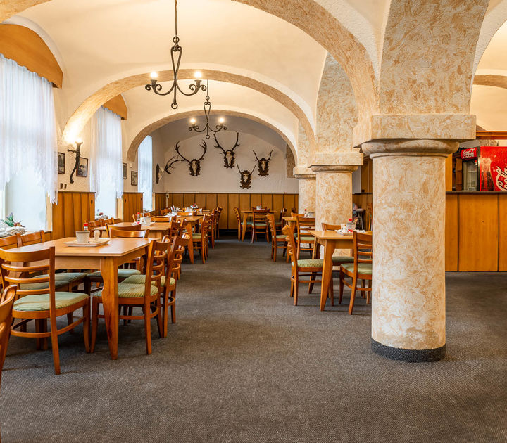 Restaurace