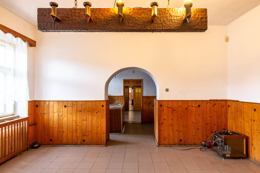 Property Detail